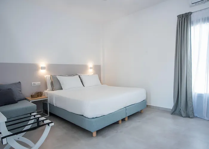 Nautilus Apartments-Suites